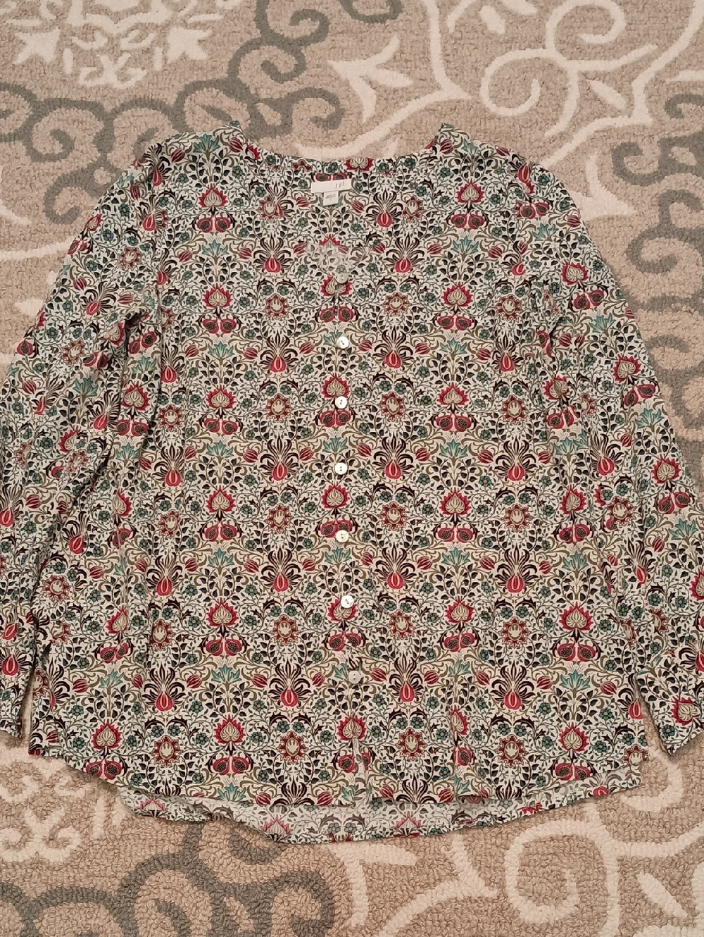 J Jill Button-Front Floral Print Blouse in Cream, Red & Green